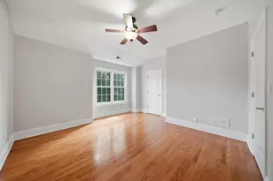 301 Spruce St, Glenview, IL 60025 - Photo 23