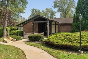 8225 Juniper Ct, Palos Hills, IL 60465 - Photo 19