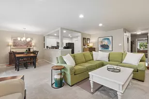 8225 Juniper Ct, Palos Hills, IL 60465 - Photo 5