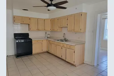2636 W Berwyn Avenue #2E, Chicago, IL 60625 - Photo 3