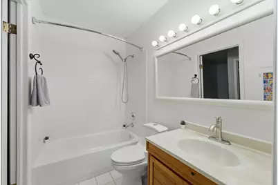 29W434 Hawthorne Lane, Warrenville, IL 60555 - Photo 13