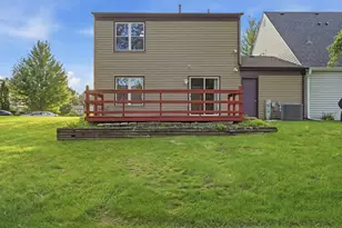 29W434 Hawthorne Ln, Warrenville, IL 60555 - Photo 21