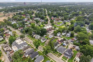 319 Willow Ave, Joliet, IL 60436 - Photo 33
