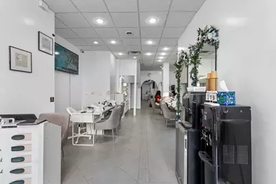353 W Chicago Avenue #A, Chicago, IL 60654 - Photo 3