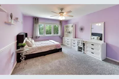 1919 Sunnyside Circle, Northbrook, IL 60062 - Photo 19
