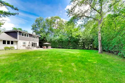 1919 Sunnyside Circle, Northbrook, IL 60062 - Photo 29