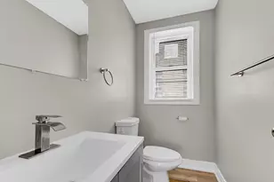 8010 S Phillips Ave, Chicago, IL 60617 - Photo 13