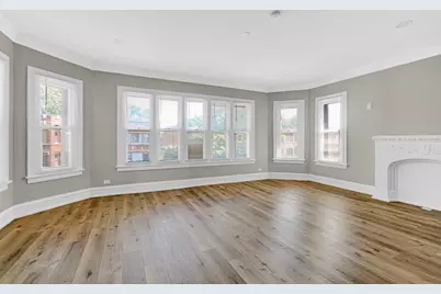 8010 S Phillips Avenue, Chicago, IL 60617 - Photo 11