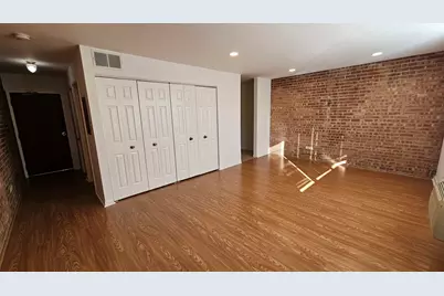 2250 N Lincoln Avenue #403, Chicago, IL 60614 - Photo 3