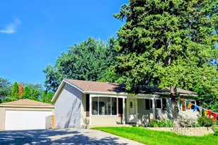 149 N Ashbury Ave, Bolingbrook, IL 60440 - Photo 1