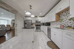 158 W Bradley St, Des Plaines, IL 60016 - Photo 13
