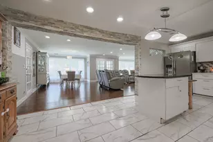 158 W Bradley St, Des Plaines, IL 60016 - Photo 11