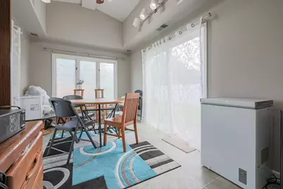 158 W Bradley Street, Des Plaines, IL 60016 - Photo 15