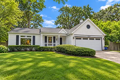 2210 Tahoe Parkway, Algonquin, IL 60102 - Photo 1