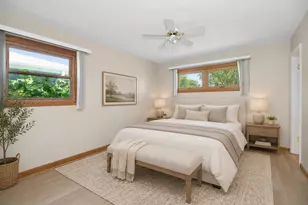 40 Wildwood Rd, Elk Grove Village, IL 60007 - Photo 21