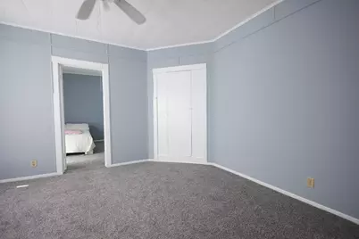 341 S 5th Avenue, Kankakee, IL 60901 - Photo 11