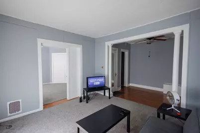 341 S 5th Avenue, Kankakee, IL 60901 - Photo 5