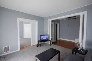341 S 5th Ave, Kankakee, IL 60901 - Photo 5