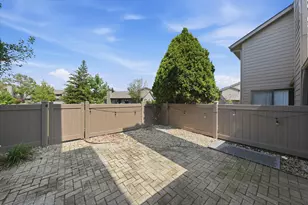 1636 Wildwood Ln, Darien, IL 60561 - Photo 27