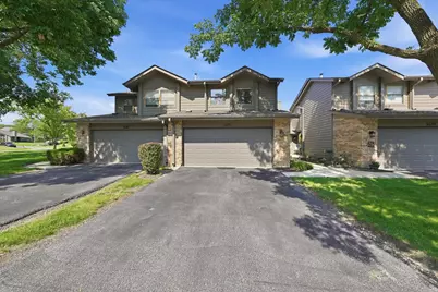 1636 Wildwood Lane, Darien, IL 60561 - Photo 3