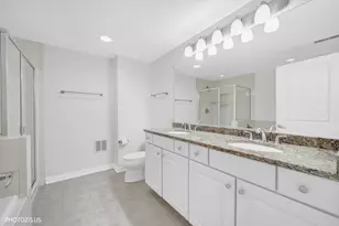 425 Benjamin Dr, Vernon Hills, IL 60061 - Photo 15