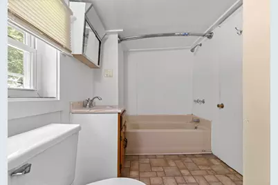 1428 Maple Avenue, Belvidere, IL 61008 - Photo 11