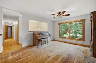 27W440 Central Ave, Warrenville, IL 60555 - Photo 5