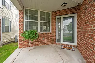 1244 Falcon Ridge Dr, Elgin, IL 60124 - Photo 3