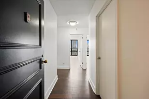 10 E Ontario St, Chicago, IL 60611 - Photo 3