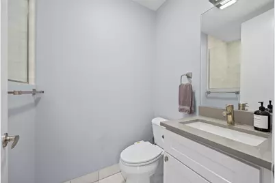 2301 W Wolfram Street #2, Chicago, IL 60618 - Photo 19