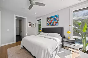 2301 W Wolfram St, Chicago, IL 60618 - Photo 13