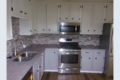 5130 E Melwood Court, Decatur, IL 62521 - Photo 7