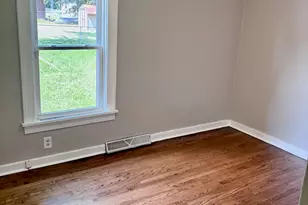 39330 N Emmaus Ave, Beach Park, IL 60087 - Photo 11