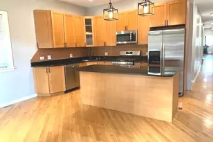 1327 W Walton St, Chicago, IL 60642 - Photo 5