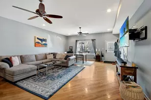 1327 W Walton St, Chicago, IL 60642 - Photo 3
