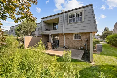 642 Burgundy Court #F, Elk Grove Village, IL 60007 - Photo 27