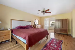 642 Burgundy Ct, Elk Grove Village, IL 60007 - Photo 15