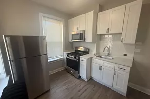 2208 S 57th Ave, Cicero, IL 60804 - Photo 9