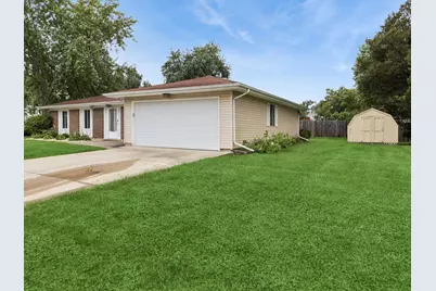154 Stonehurst Drive, Elgin, IL 60120 - Photo 3