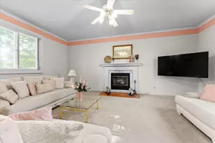 1708 Oak Park Dr, Champaign, IL 61822 - Photo 11