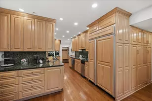 315 N Deere Park Dr, Highland Park, IL 60035 - Photo 11