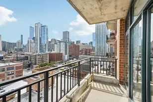 400 W Ontario St, Chicago, IL 60654 - Photo 5