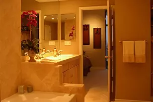400 W Ontario St, Chicago, IL 60654 - Photo 13