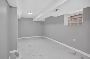 7715 S Eberhart Ave, Chicago, IL 60619 - Photo 31