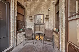 1345 W Greenleaf Ave, Chicago, IL 60626 - Photo 19
