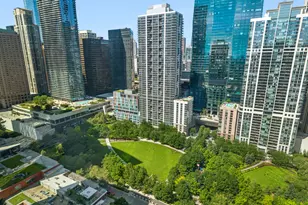 400 E Randolph St, Chicago, IL 60601 - Photo 17