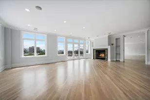 545 W Aldine Ave, Chicago, IL 60657 - Photo 7