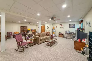 2309 E Lakeview Dr, Casey, IL 62420 - Photo 39