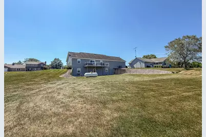 2309 E Lakeview Drive, Casey, IL 62420 - Photo 65