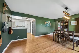 [Address not provided], Lindenhurst, IL 60046 - Photo 9